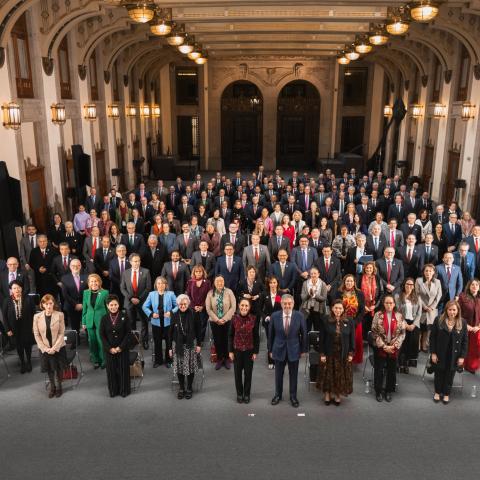 Titulares de embajadas y consulados 