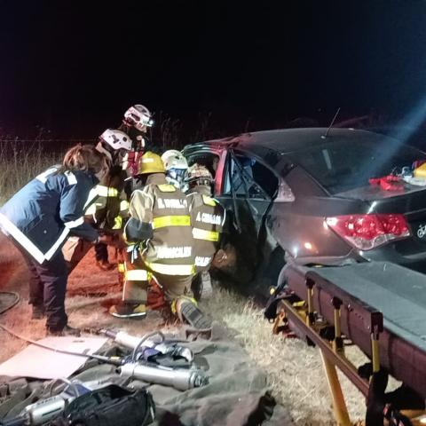 El cobarde conductor que provocó el choque, se bajó de la camioneta y se dio a la fuga