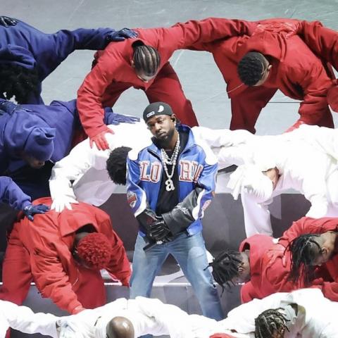 Kendrick Lamar ofrece show del medio tiempo del Super Bowl 