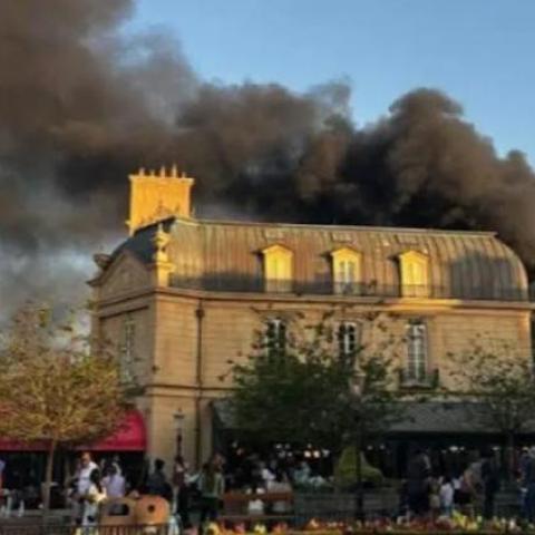 Se registra incendio en el parque temático EPCOT en Disney World Florida
