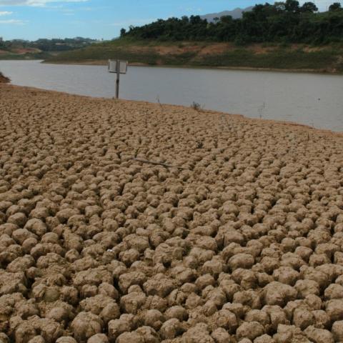 Comienza bajar nivel de agua de bordos y presas ante posible sequía