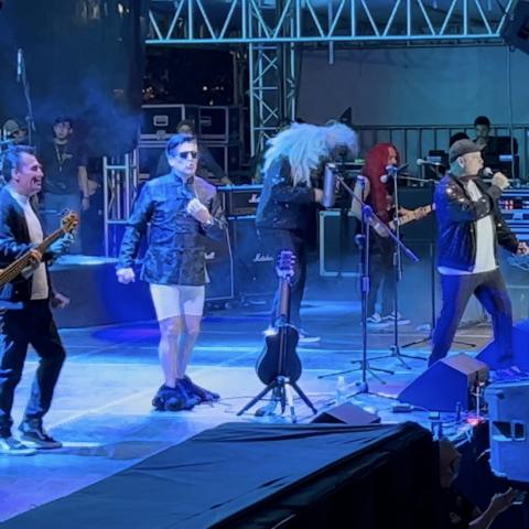 La Santísima Voladora e invitados encienden el Foro del Lago de la Feria Nacional de San Marcos 2025