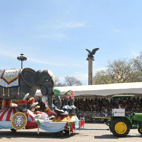 Más de 30 mil personas disfrutaron del Desfile de Primavera en Aguascalientes