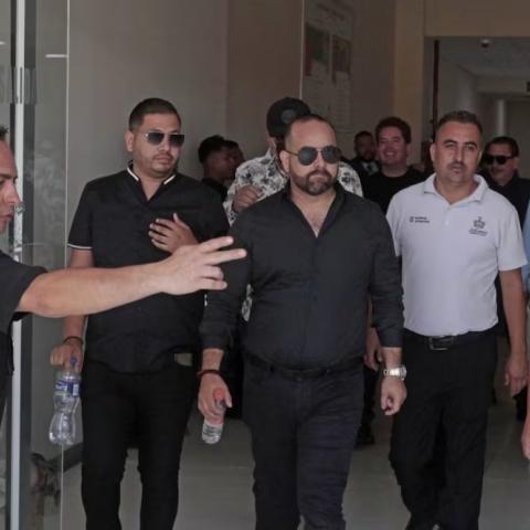 Vinculan a proceso a “Los Alegres del Barranco” por apología del delito