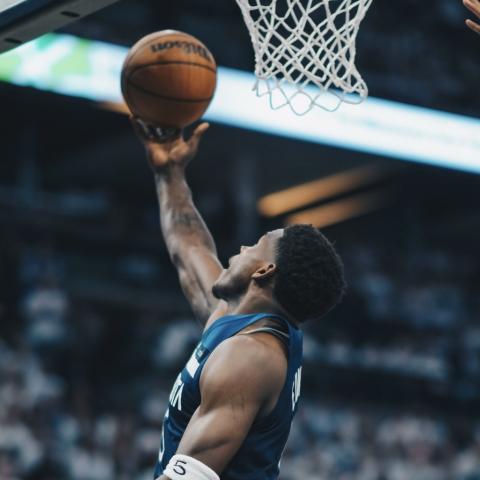 WOLVES VS THUNDER 2025