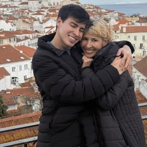 Muere la mamá del influencer "La Divaza"