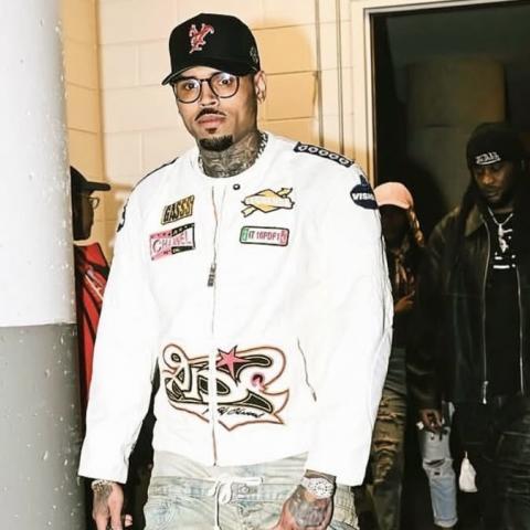 Arrestan a Chris Brown en Reino Unido; lo acusan de causar lesiones