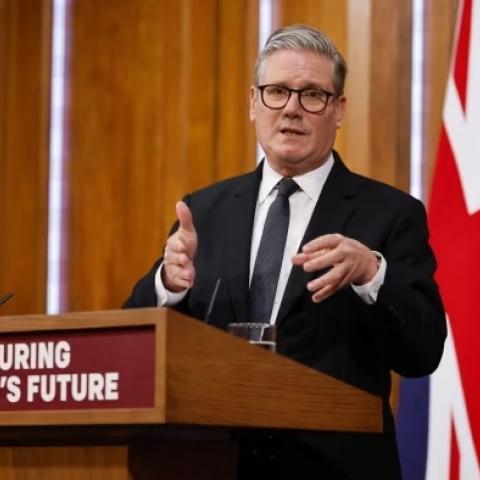 Keir Starmer anuncia plan migratorio en Reino Unido para "recuperar el control"