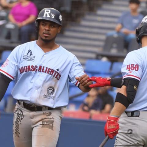 Sultanes 4-3 Rieleros