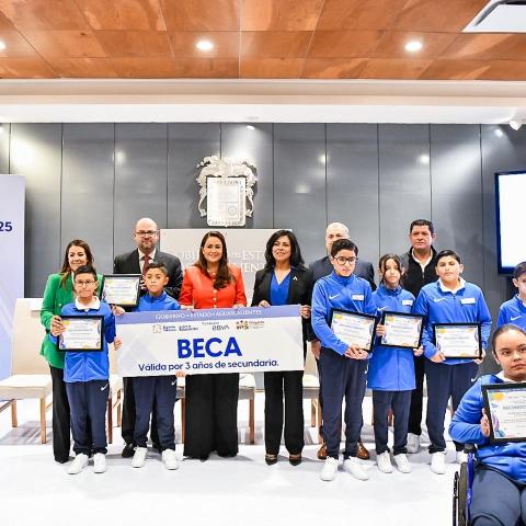 Becas a estudiantes