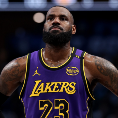 LeBron James retiro
