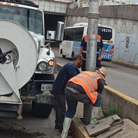 Labores de desazolve en el Municipio de Aguascalientes 