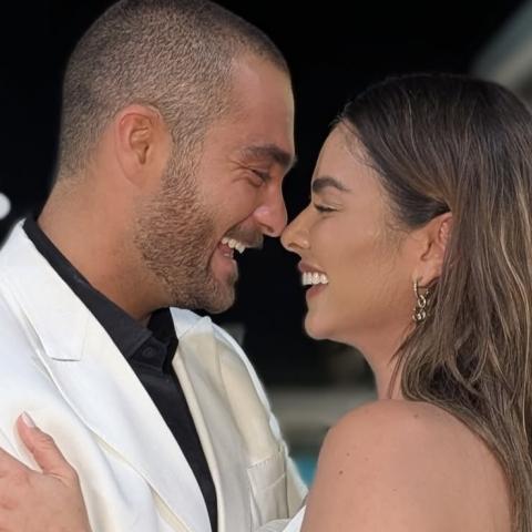 Claudia Martín y Carlos Said se comprometen en matrimonio