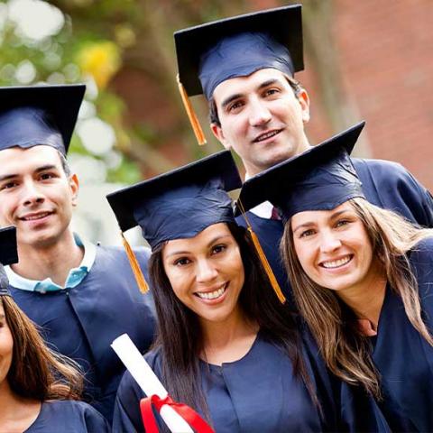 España abre sus puertas a estudiantes extrangeros bloqueados por Trump