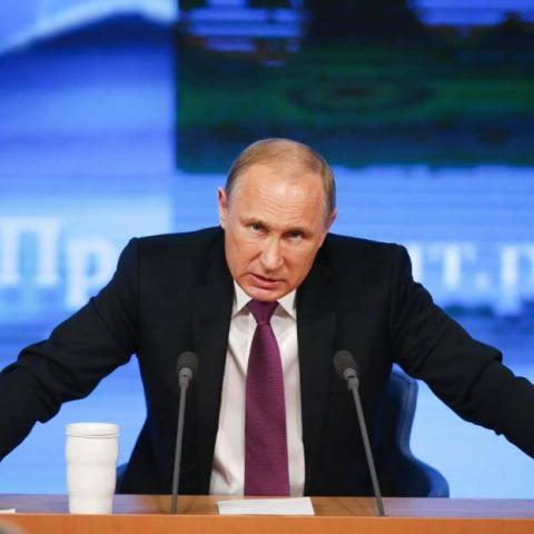 "¿Quién negocia con terroristas?": Putin rechaza pactar tregua con Ucrania