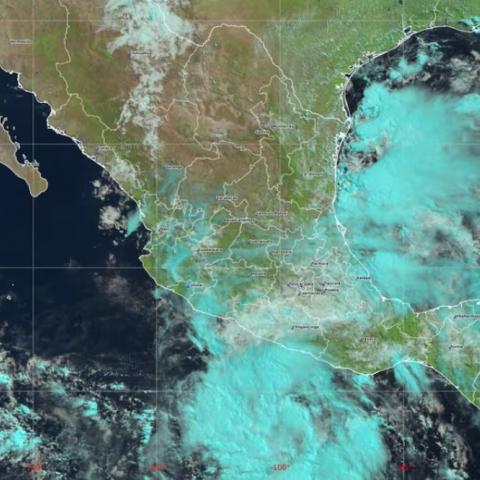 Sheinbaum llama a extremar precauciones por "Flossie"; podría convertirse en huracán