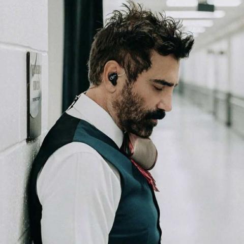 ¿Le quitarán la visa? Alejandro Fernández vive altercado con un oficial estadounidense