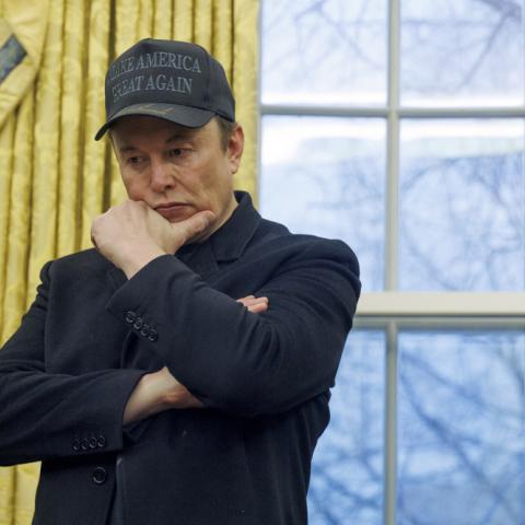 Elon Musk se retracta y lamenta ataques contra Donald Trump en medio de una tensa disputa