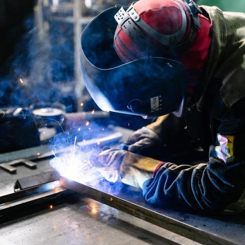 Trabajadores están de acuerdo con que reducción de jornada laboral sea después de 2030: Empresarios