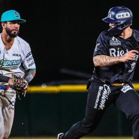 Saraperos 5-20 Rieleros