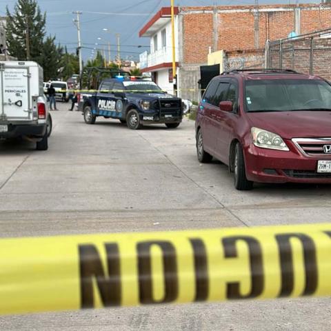 Dos sujetos en moto se acercaron a la víctima y le dispararon en 4 ocasiones directo a la cabeza