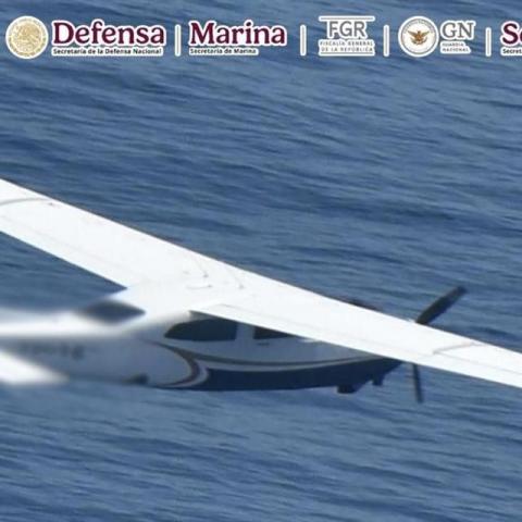 México aclara que narcoaeronave no procedía de El Salvador tras reclamo de Bukele