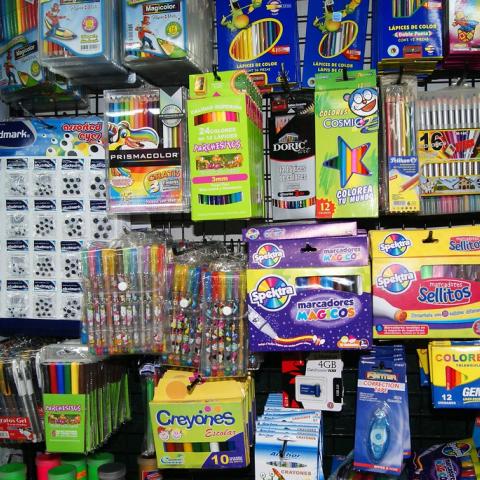 Comprar útiles escolares podría ser 10% más caro este año