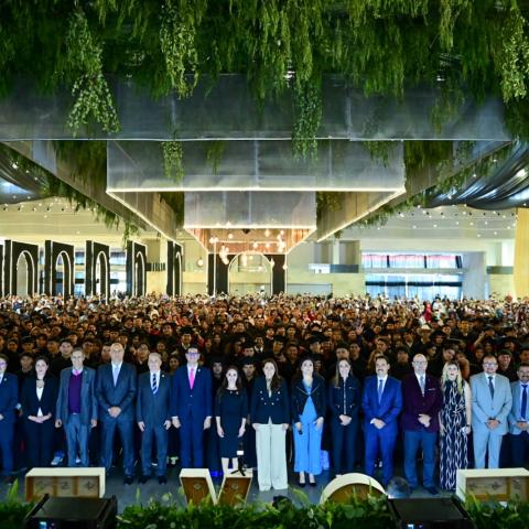 Graduados del Cecytea