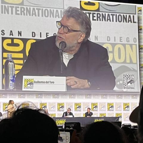 ¡Se enojó! Guillermo del Toro arremete contra la IA durante la Comic-Con
