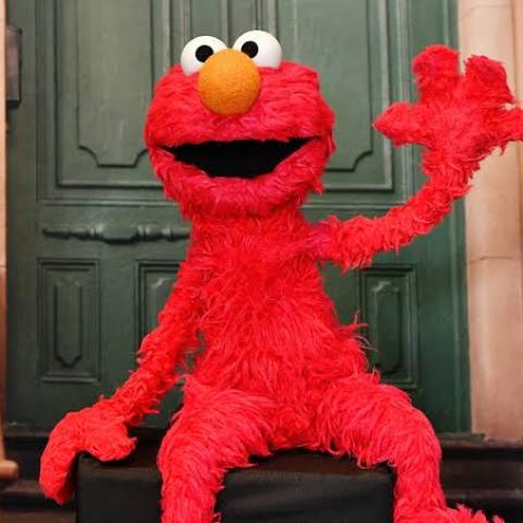 Hackean cuenta de Elmo, de 'Plaza Sésamo', en X 