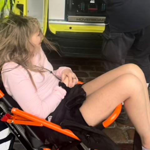 Shanik Berman fue hospitalizada durante sus vacaciones en Praga