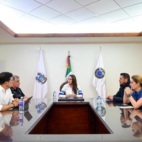 Reconoce Tere Jiménez labor de las corporaciones que participaron en el operativo de Rincón de Romos