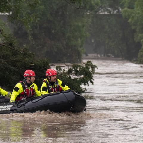 Trump firma declaratoria de emergencia por inundaciones en Texas