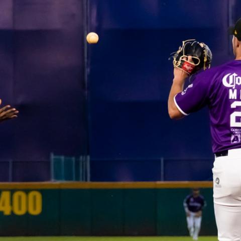 Rieleros 5-3 Saraperos