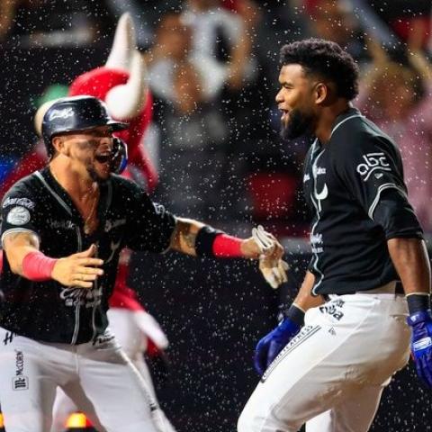 Toros 6-5 Rieleros