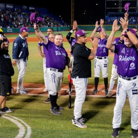 Rieleros 7-6 Saraperos