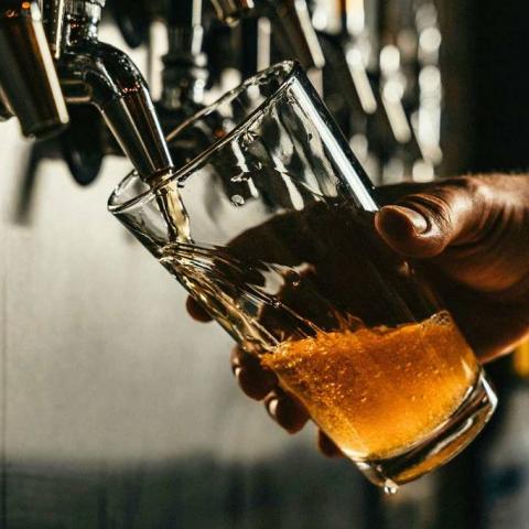 Buscan mujeres de Aguascalientes retomar producción de cerveza artesanal