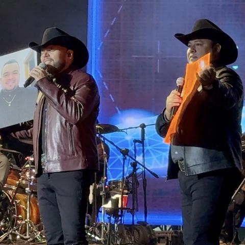 Momentos emotivos se vivieron con Duelo en su concierto de Jesús María