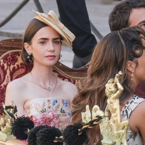 Muere miembro del staff de 'Emily en París' mientras grababan escenas en Venecia