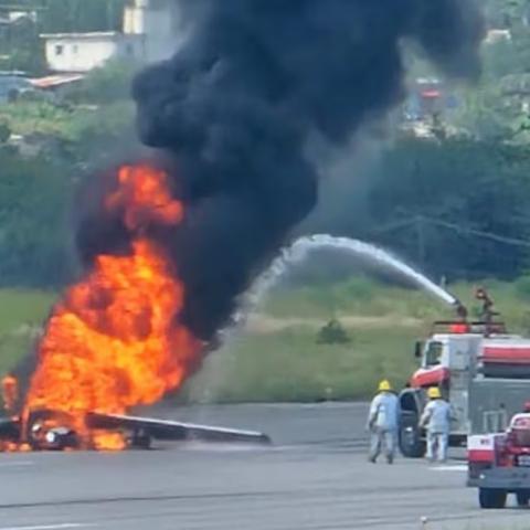 Accidente aéreo en el Aeropuerto Internacional de Cuernavaca deja dos heridos