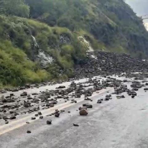 Deslave en carretera 70 