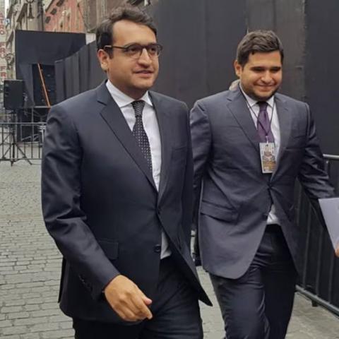 Juez concede suspensión "contra cualquier captura" a hijos de AMLO