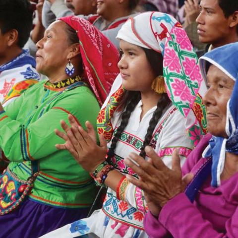 Gobierno de México traduce Cartilla de Derechos de las Mujeres a 35 lenguas indígenas 
