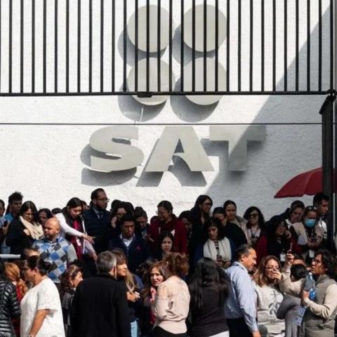 Sheinbaum minimiza paro en el SAT: "No generará un problema grave"