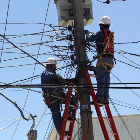 CFE restablece el 91% del suministro eléctrico en estados afectados por lluvias