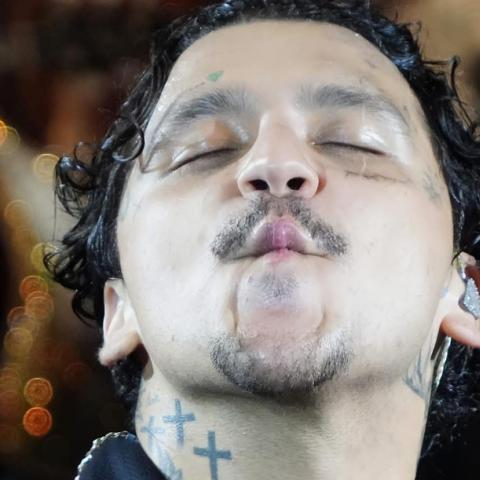 Christian Nodal comparece ante la FGR por presunta falsificación de documentos contra Universal Music