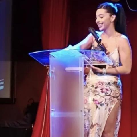 Ángela Aguilar fue homenajeada en la gala del Salón de la Fama de Compositores Latinos