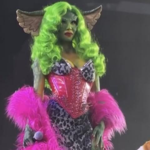 Belinda sorprende con disfraz en su fiesta anual Beliween