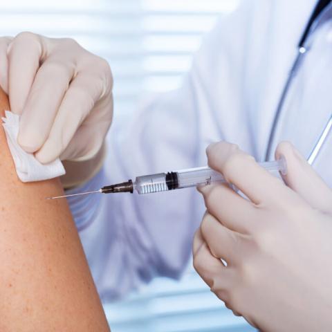 Esperan colectivos implementación en medicamento inyectable para VIH; beneficiaría a casi 400 pacientes
