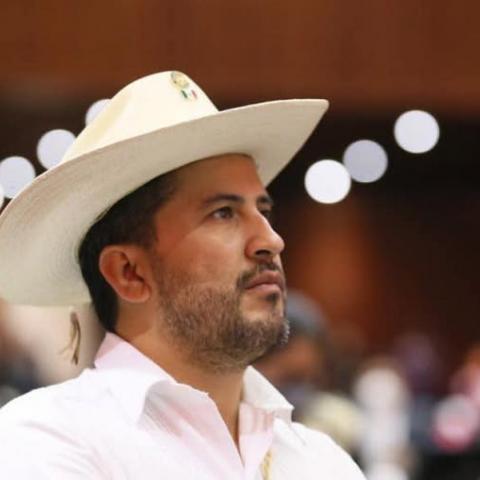 Alcalde de Uruapan solicita al gobierno federal armamento de guerra para enfrentar al crimen organizado